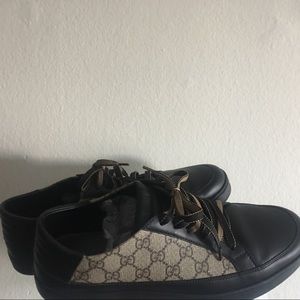 GUCCI Signature GG Supreme Sneaker REAL